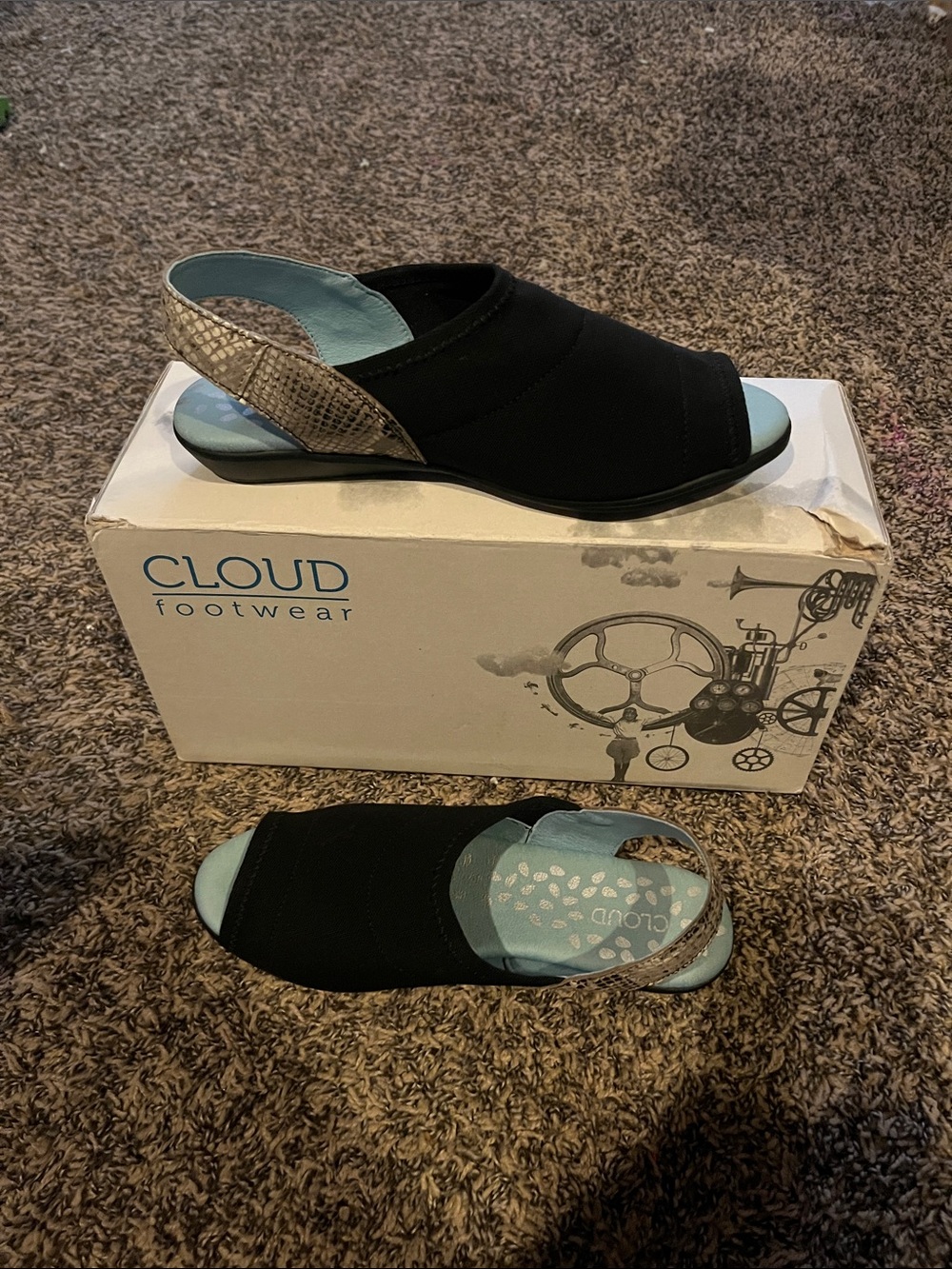 Cloud Footwear Piton Boa Cuteness Leather Sandal Women Size 36 EU Snake Print - Picture 3 of 7